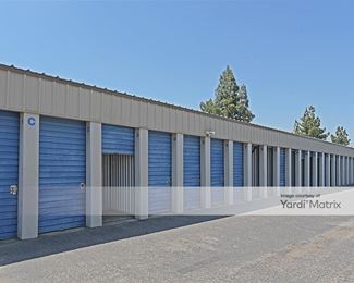Photo 4 of Store More America - 415 South Lexington Street, Delano, CA