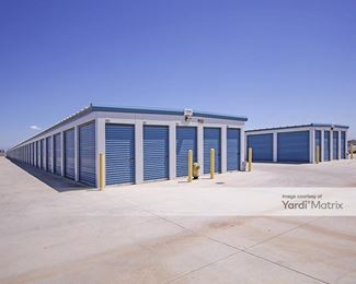 Photo 2 of Purely Storage - 200 Elm Street, Shafter, CA