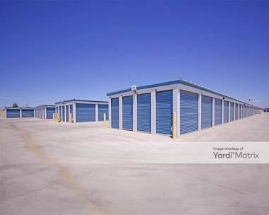 Storage Units for Rent available at 200 Elm Street, Shafter, CA 93263
