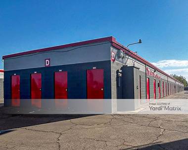 Storage Units for Rent available at 2612 North Clovis Avenue, Fresno, CA 93727