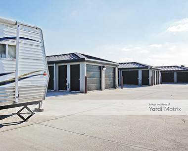 Storage Units for Rent available at 1800 Dockery Avenue, Selma, CA 93662