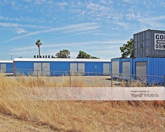 Photo 4 of Madera Self Storage - 2842 North Golden State Blvd, Madera, CA