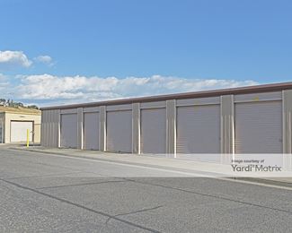 Photo 3 of Porterville Mini Storage - 989 West Northgrand Avenue, Porterville, CA