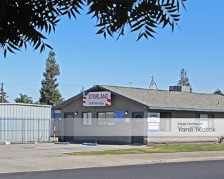 Photo 5 of Storland - 776 North Haney Avenue, Reedley, CA