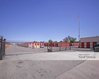 Photo 2 of SecurCare Self Storage - 4020 Wible Road, Bakersfield, CA