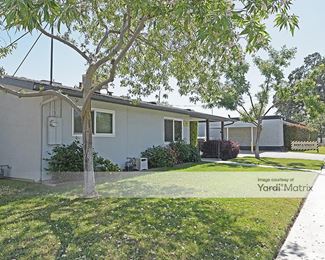 Photo 2 of Rent-A-Space - 727 East Douglas Avenue, Visalia, CA
