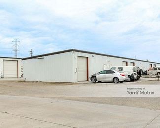 Photo 2 of CubeSmart Self Storage - 15394 Road 29, Madera, CA