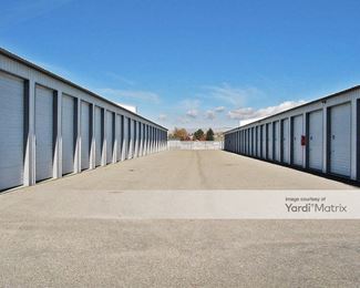 Photo 4 of Public Storage - 8785 Horseshoe Bend Road, Eagle, ID