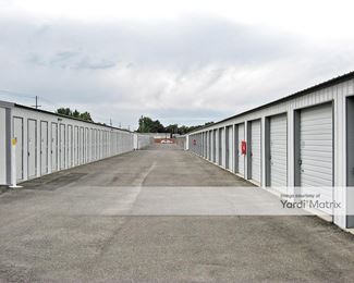 Photo 4 of Republic Storage - 3202 East Cleveland Blvd, Caldwell, ID