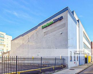 Photo 2 of Extra Space Storage - 290 Ellicott Street, Buffalo, NY