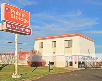 Photo 1 of Public Storage - 4871 Transit Road, Williamsville, NY