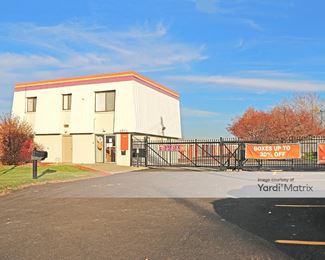 Photo 3 of Public Storage - 4871 Transit Road, Williamsville, NY
