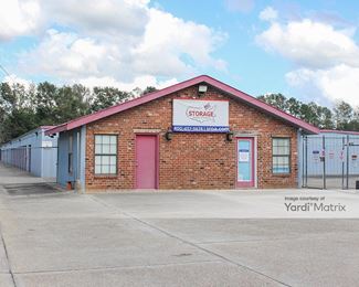 Photo 1 of Storage Rentals of America - 8245 Commerce Drive, Denham Springs, LA