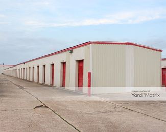 Photo 3 of Storage Rentals of America - 9530 Dawnadele Avenue, Baton Rouge, LA