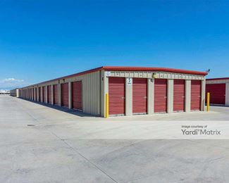 Photo 1 of Purely Storage - 120 South Beech Avenue, Shafter, CA