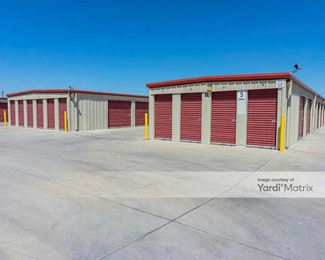 Photo 2 of Purely Storage - 120 South Beech Avenue, Shafter, CA