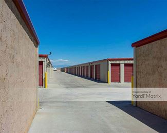 Photo 3 of Purely Storage - 120 South Beech Avenue, Shafter, CA