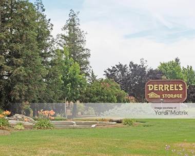 Storage Units for Rent available at 2581 North Willow Avenue, Clovis, CA 93619