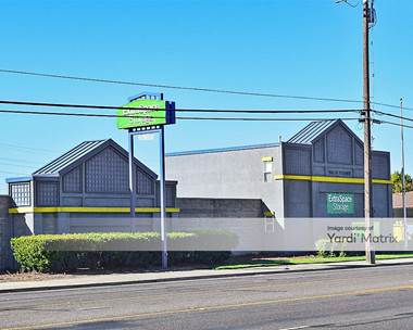 Storage Units for Rent available at 1540 West Yosemite Avenue, Manteca, CA 95337