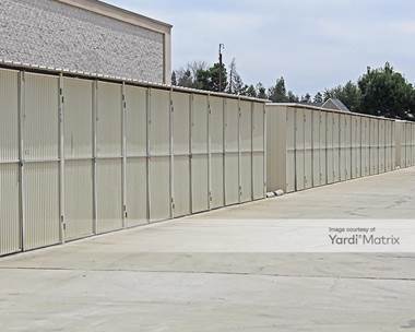Storage Units for Rent available at 955 North Willow Avenue, Clovis, CA 93611