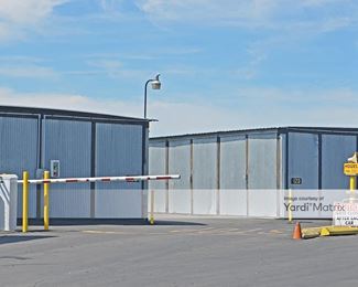 Photo 1 of Derrel-s Mini Storage - 4783 North Golden State Blvd, Fresno, CA