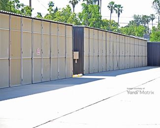 Photo 2 of Derrel-s Mini Storage - 3330 East Tulare Street, Fresno, CA