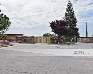 Photo 3 of Derrel-s Mini Storage - 4709 North Claus Road, Modesto, CA
