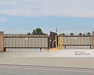 Photo 3 of Derrel-s Mini Storage - 3999 North Chestnut Diagonal, Fresno, CA