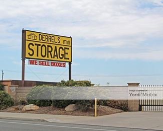 Photo 4 of Derrel-s Mini Storage - 3999 North Chestnut Diagonal, Fresno, CA