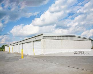 Photo 2 of AAA Stow-It Self Storage - 1330 Commerce Drive, Stow, OH