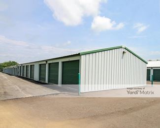 Photo 4 of IncaAztec Self Storage - 10093 Kinsman Road, Novelty, OH