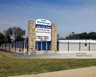 Photo 2 of Lake Self Storage - 1285 North Ridge Road, Painesville, OH