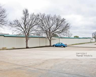 Storage Units for Rent available at 9135 South Sheridan Road, Tulsa, OK 74133
