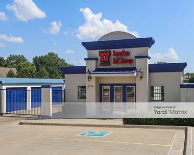 Storage Units for Rent available at 2916 East 51st Street, Tulsa, OK 74105