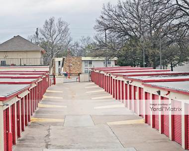Storage Units for Rent available at 8905 South Lewis Avenue, Tulsa, OK 74137