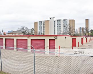 Photo 4 of SecurCare Self Storage - 8905 South Lewis Avenue, Tulsa, OK