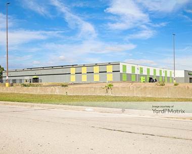 Storage Units for Rent available at 14009 East 21st Street, Tulsa, OK 74134