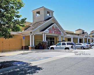 Photo 4 of Capitola Self Storage - 809 Bay Avenue, Capitola, CA