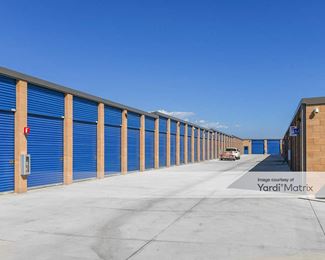 Photo 4 of Extra Space Storage - 6640 Discovery Drive, Goleta, CA