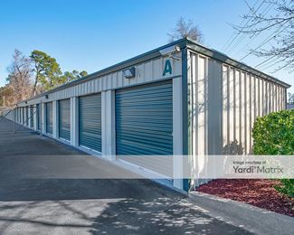 Photo 3 of Storage King USA - 1822 North Main Street, Summerville, SC