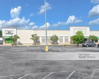 Photo 3 of Extra Space Storage - 208 Saint James Avenue, Goose Creek, SC