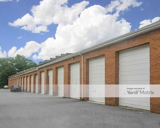 Photo 3 of Storage Mall, The - 893 Noxontown Road, Townsend, DE