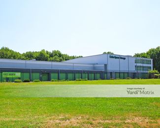 Photo 3 of Extra Space Storage - 10 Cadillac Road, Burlington, NJ