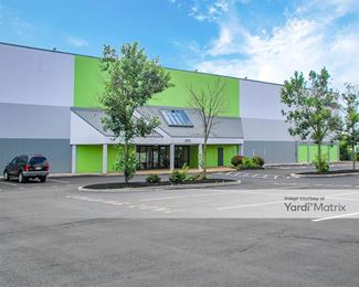 Photo 4 of Extra Space Storage - 1001 Church Road, Cherry Hill, NJ