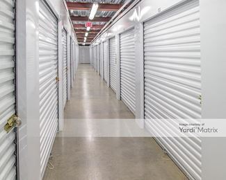 Photo 2 of Extra Space Storage - 994 Easton Road, Warrington, PA
