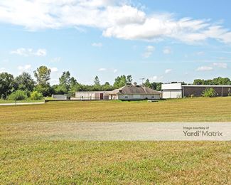 Photo 4 of StorageMart - 3920 South State Route 291, Lee's Summit, MO