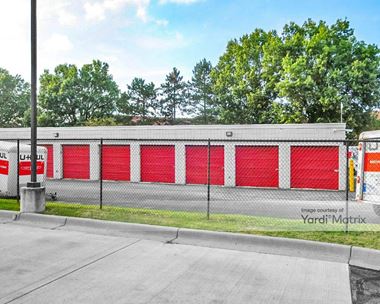 Storage Units for Rent available at 8006 Holly Road, Grand Blanc, MI 48439