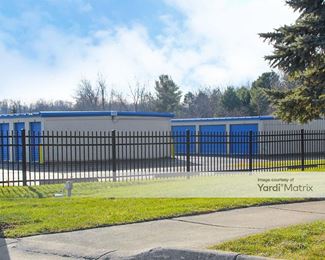 Photo 2 of SpareBox Storage - 7150 East Court Street, Davison, MI