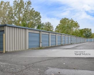 Photo 5 of National Storage - 7286 Grand River, Brighton, MI