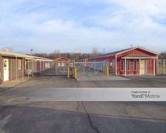Photo 3 of Storage Rentals of America - 15420 South Telegraph Road, Monroe, MI